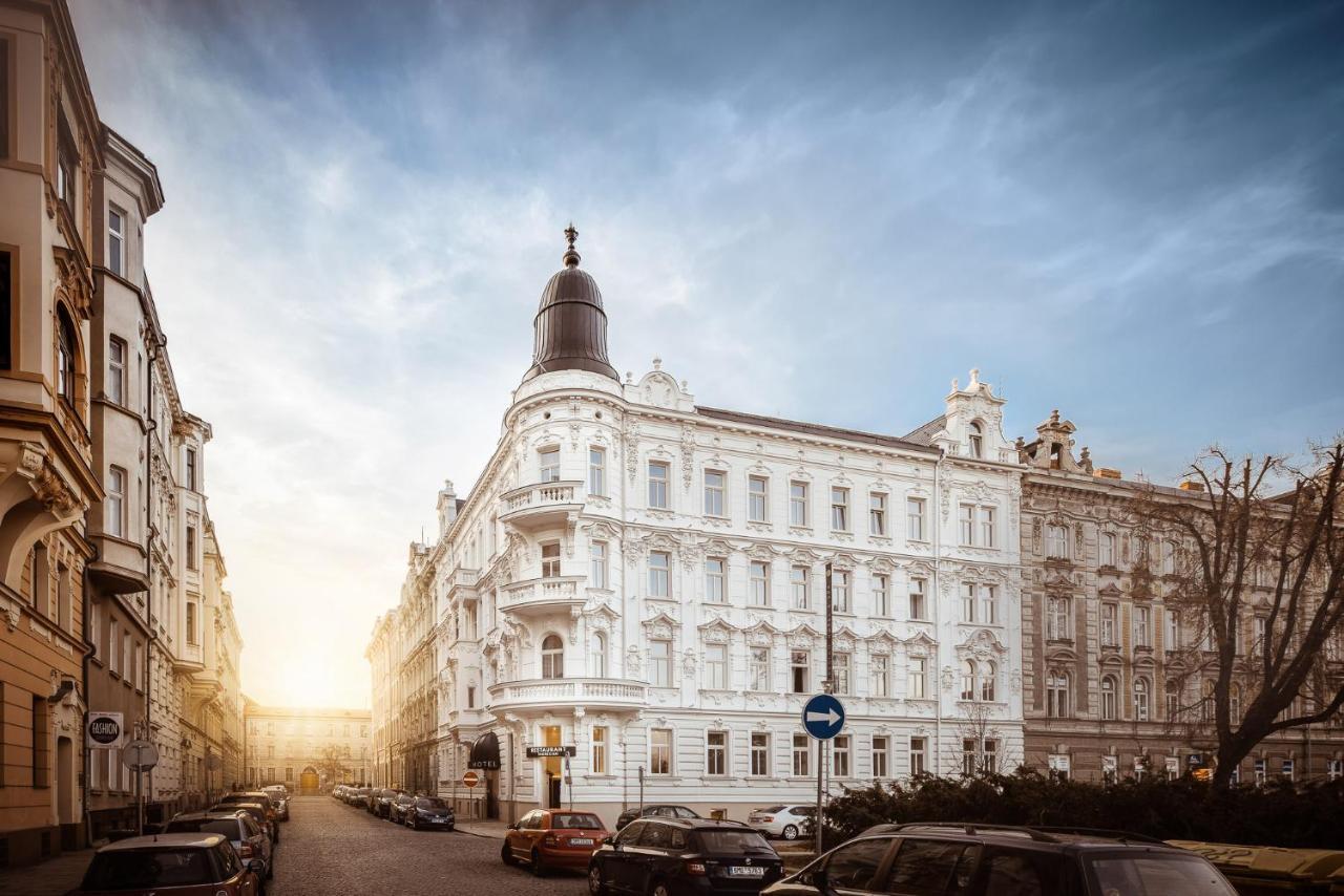 Theresian Hotel Olomouc Buitenkant foto