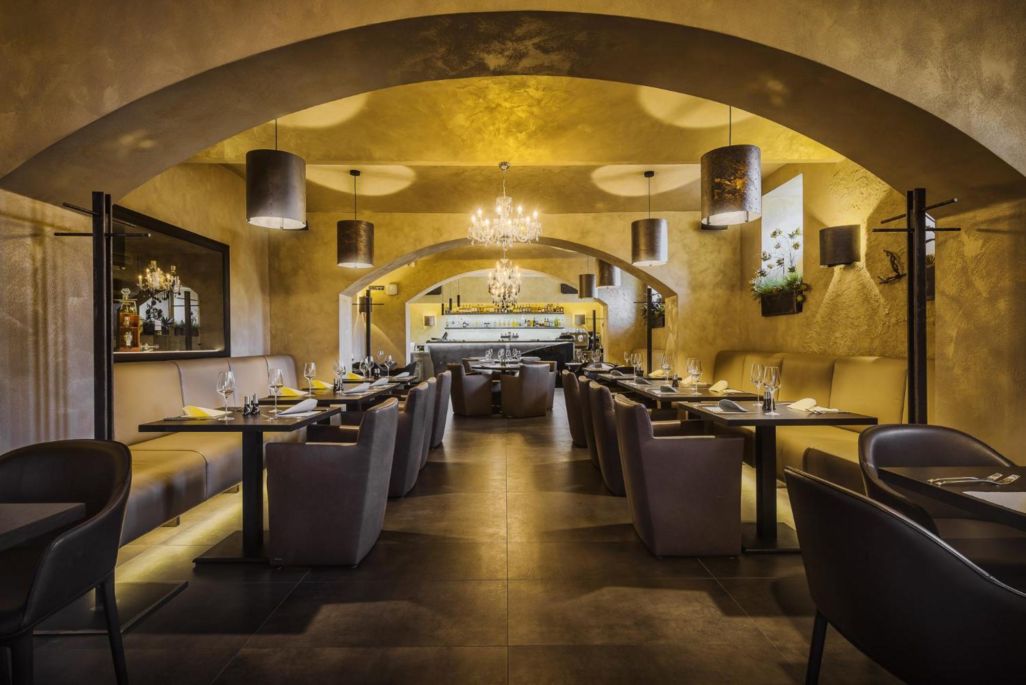 Theresian Hotel Olomouc Buitenkant foto